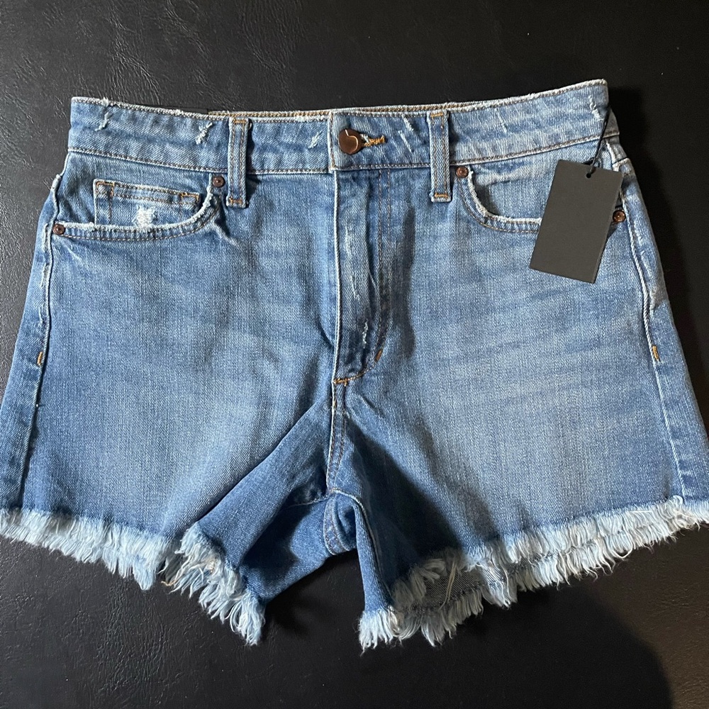 Joe’s Jeans Highwaisted shorts (27)